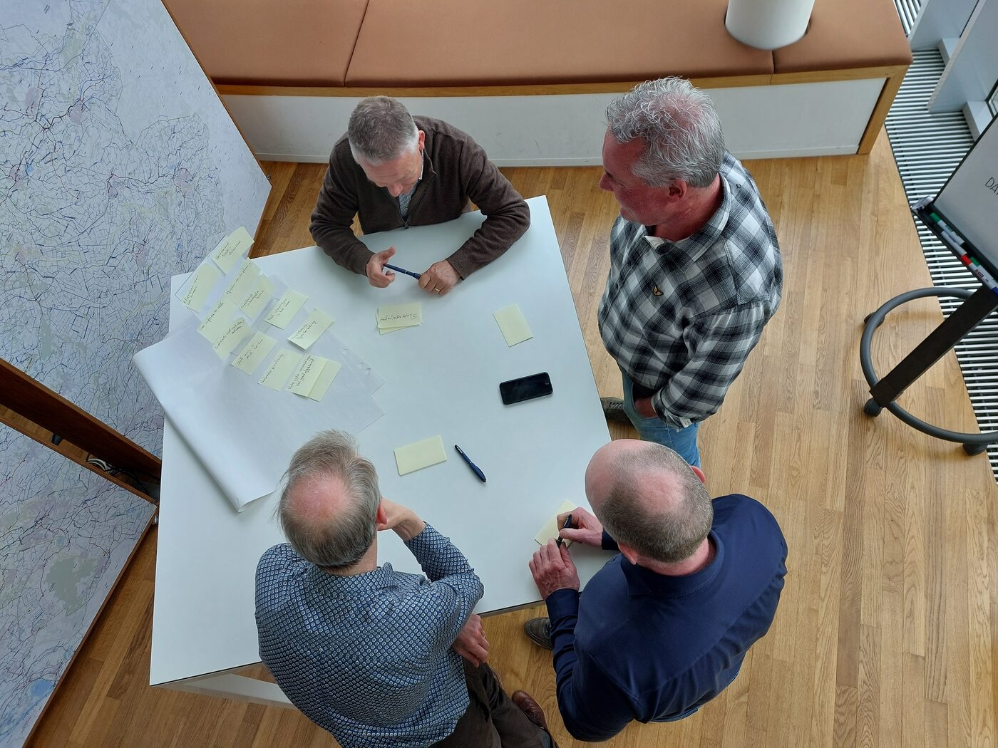 Werksessie SE4all: team werkt samen aan projectspecificatie